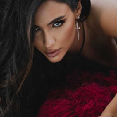 Анна Трінчер